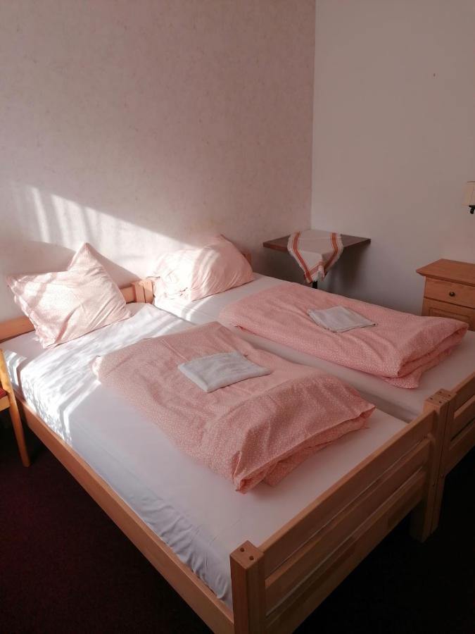 Ostalgie Ferienheim Sorgenfrei 호텔 외부 사진